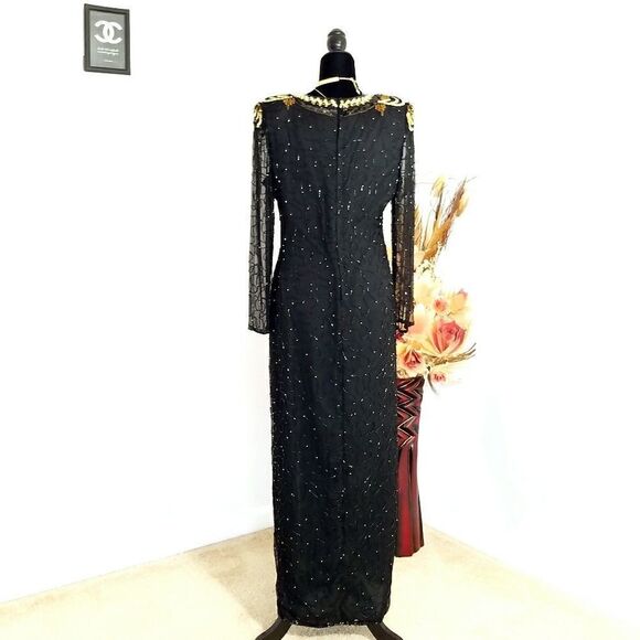 Spotlight evening gown  - Picture 7 of 10